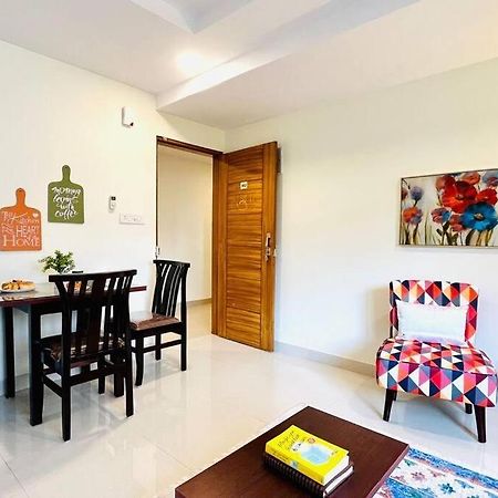 하이데라바드 Bluo 1Bhk Gachibowli - Terrace Garden, Lift 아파트 외부 사진