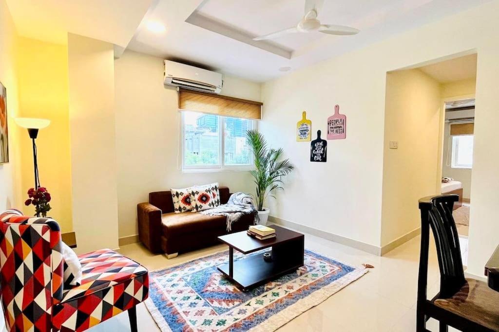 하이데라바드 Bluo 1Bhk Gachibowli - Terrace Garden, Lift 아파트 외부 사진