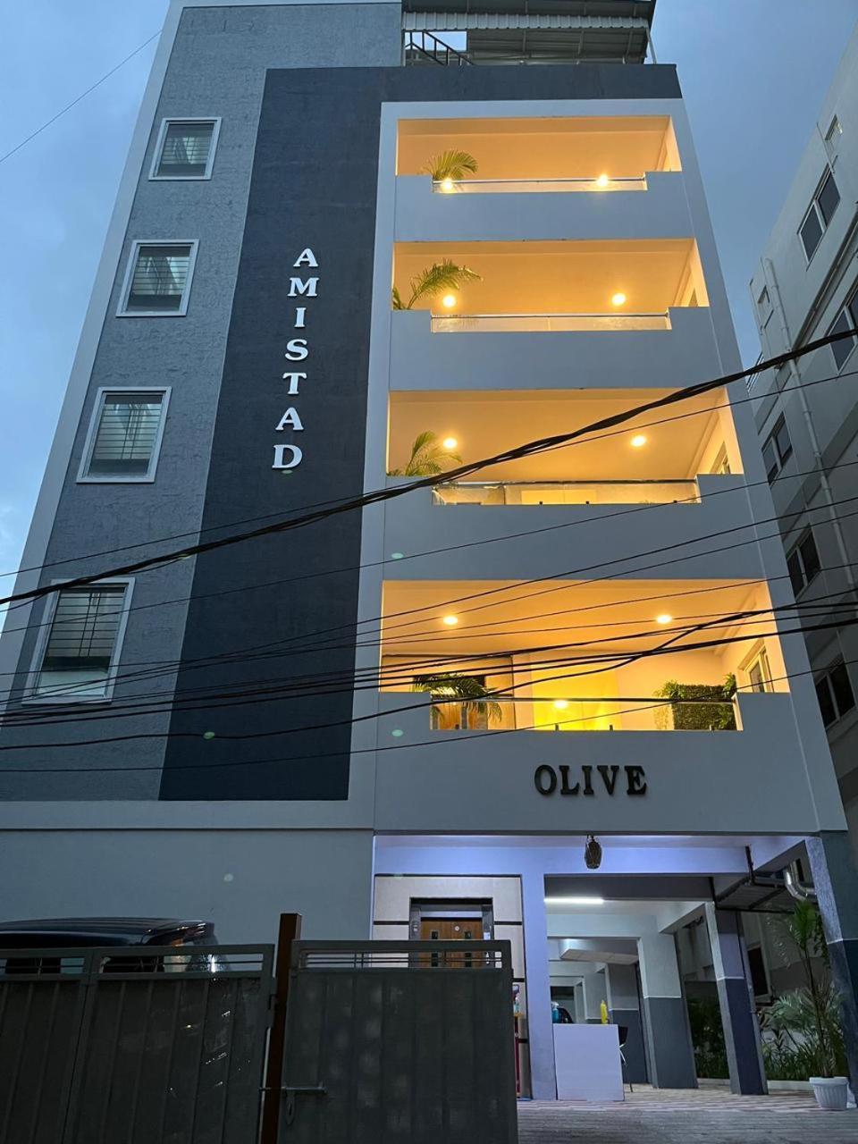 하이데라바드 Bluo 1Bhk Gachibowli - Terrace Garden, Lift 아파트 외부 사진